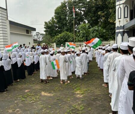 ಅಕ್ಕರಂಗಡಿ ಹಿದಾಯತುಲ್ ಇಸ್ಲಾಂ ಮದ್ರಸದಲ್ಲಿ ಸ್ವಾತಂತ್ರೋತ್ಸವ