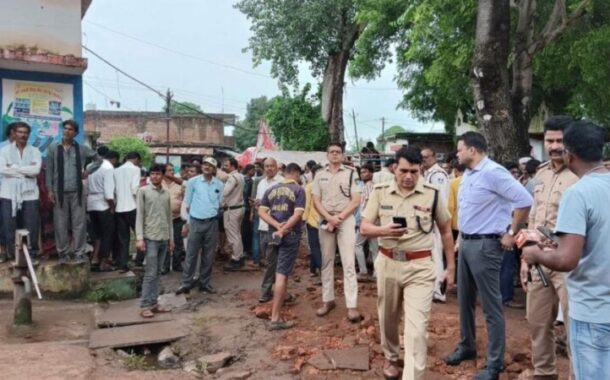 ಮನೆಯ ಗೋಡೆ ಕುಸಿದು 9 ಮಕ್ಕಳು ಮೃತ್ಯು - ದೇವಾಲಯದಲ್ಲಿ ಮಕ್ಕಳು ಶಿವಲಿಂಗವನ್ನು ತಯಾರಿಸುತ್ತಿದ್ದಾಗ ಕುಸಿದ ಗೋಡೆ..!