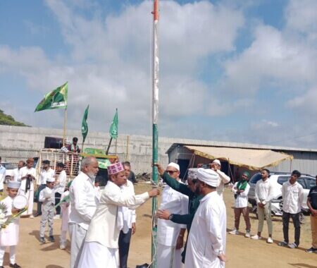 ಸಕಲೇಶಪುರ ತಾಲೂಕಿನ ಕೊಳ್ಳೆಹಳಿ ಬದ್ರಿಯಾ ಜುಮ್ಮಾ ಮಸ್ಜಿದ್ ನಲ್ಲಿ ಸಂಭ್ರಮದ   ಈದ್ ಮೀಲಾದ್ ಅಚರಣೆ